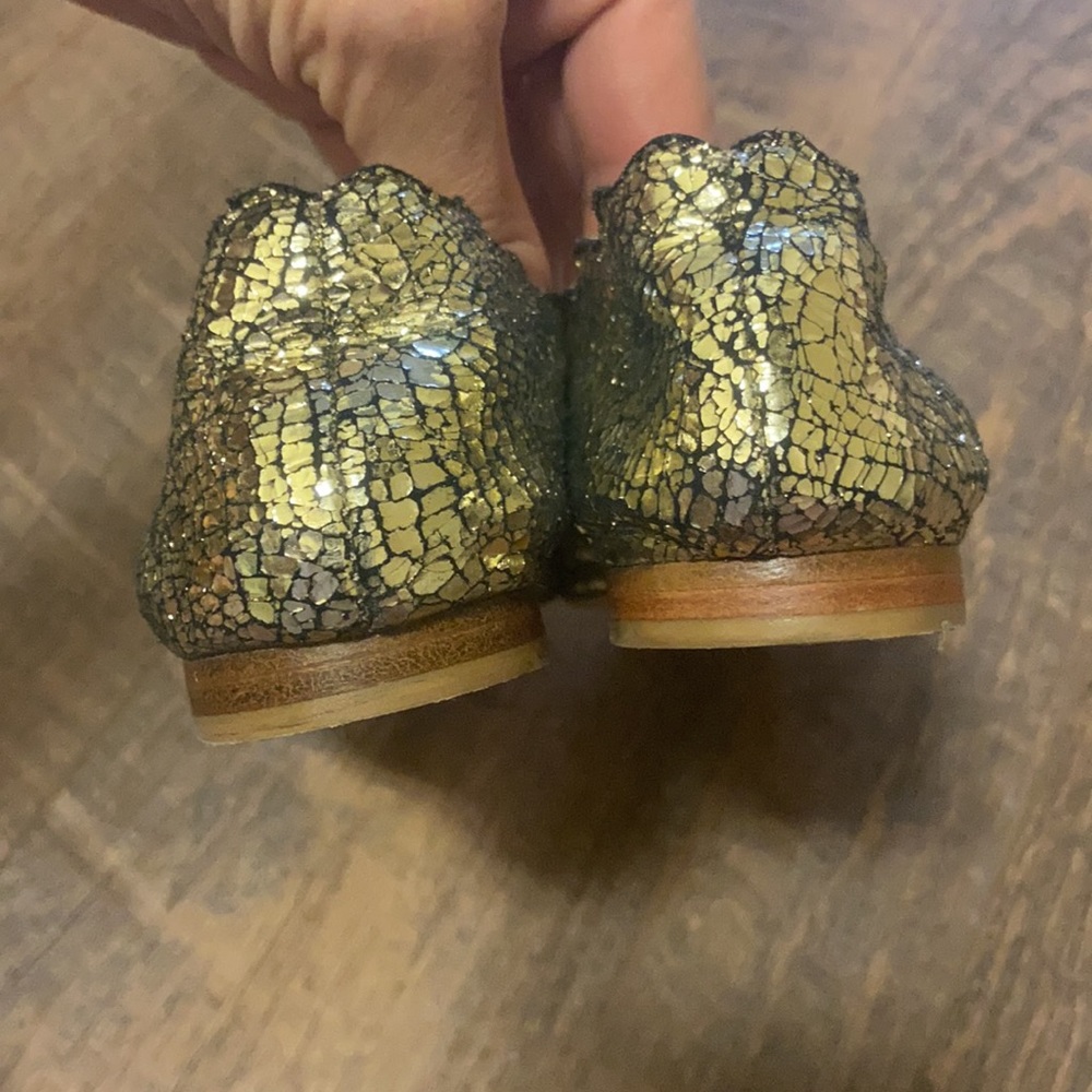 Chloe girls ballet gold party shoes - Picture 4 of 4